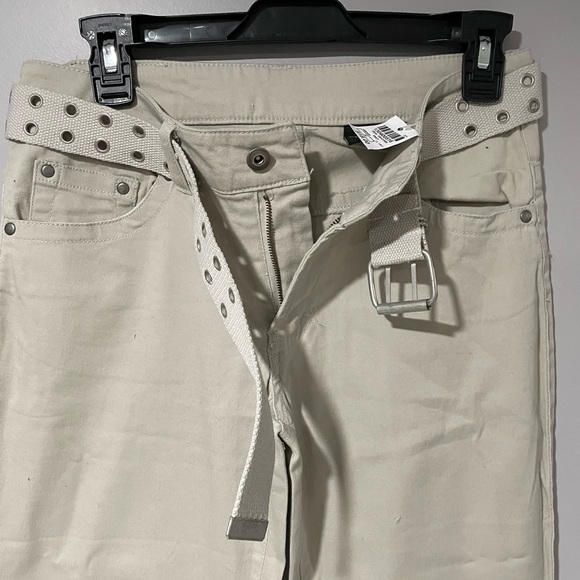 NWT Pants with Belt - Picture 5 of 5